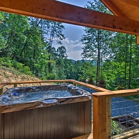 Bryson City Studio With Hot Tub - Near Nantahala! Экстерьер фото