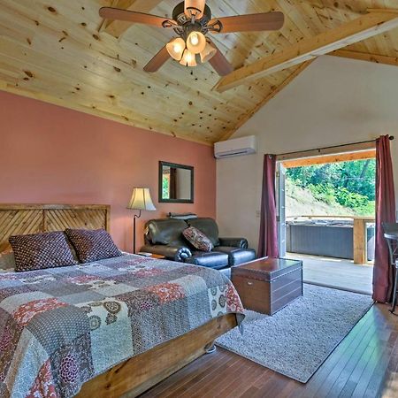 Bryson City Studio With Hot Tub - Near Nantahala! Экстерьер фото