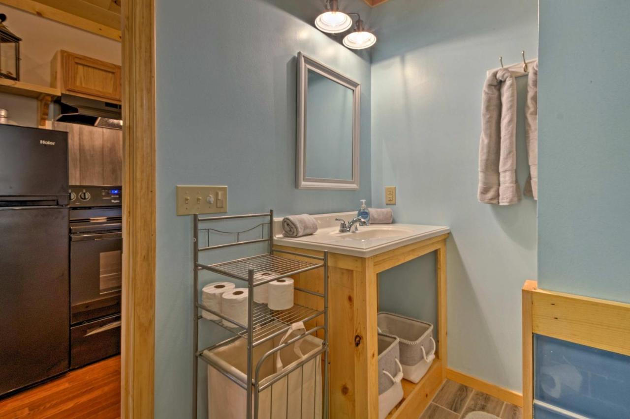 Bryson City Studio With Hot Tub - Near Nantahala! Экстерьер фото